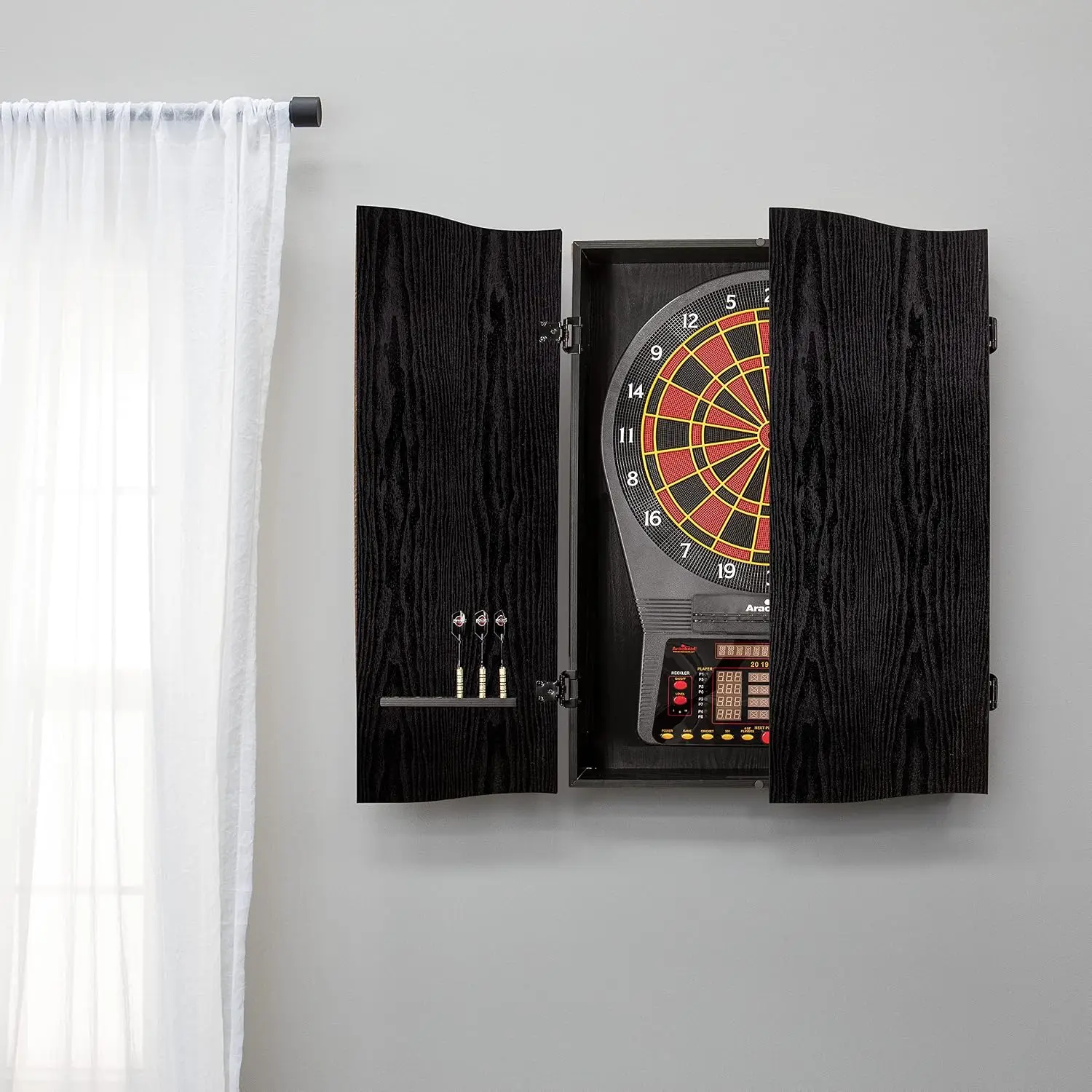 Schwarzer CricketPro Dartboard – Electronic Dartboard Cabinet Bewertung und Preis